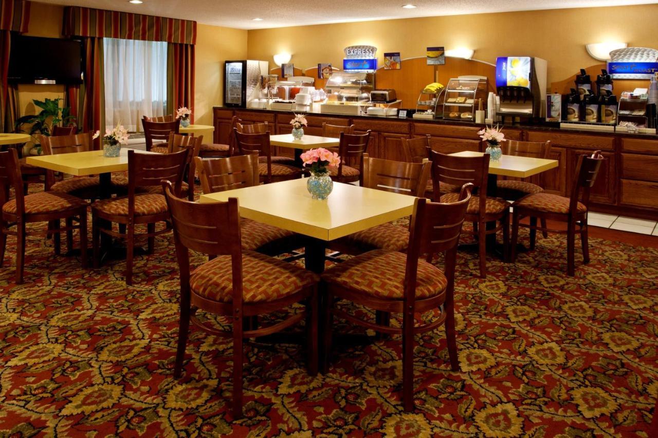 Holiday Inn Express Mt. Vernon By Ihg Mount Vernon Esterno foto